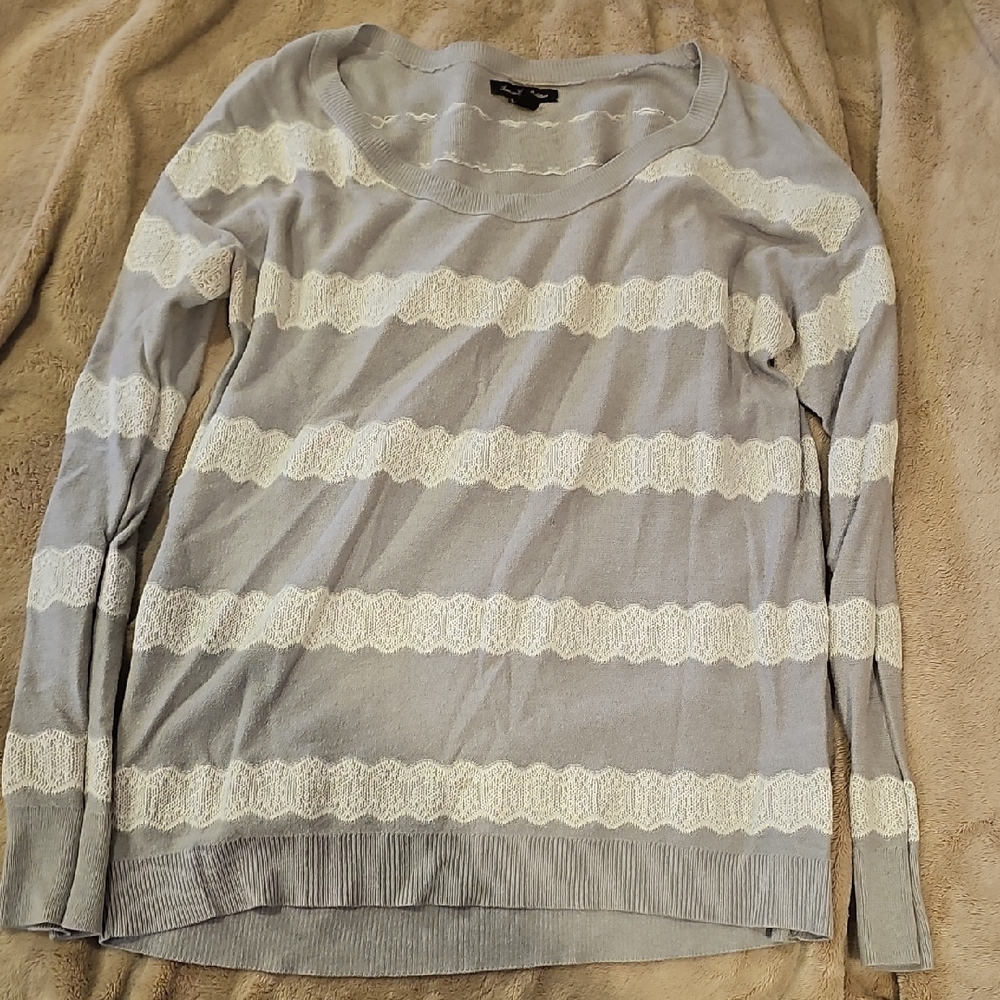 American Eagle Outfitters Light Gray Knit Sweater